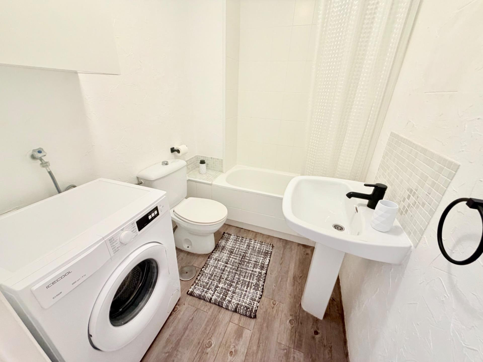 Apartment in Torrelamata - Image 4