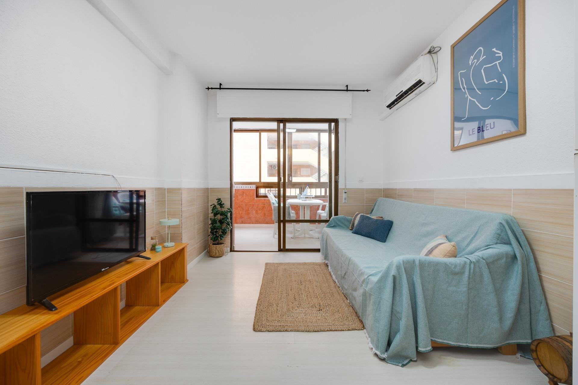 Apartment in Torrevieja - view 1