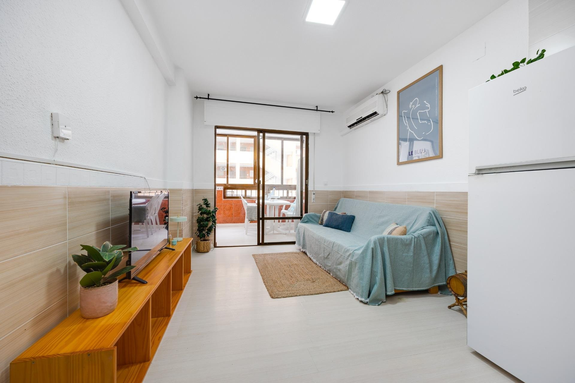 Apartment in Torrevieja - Image 3