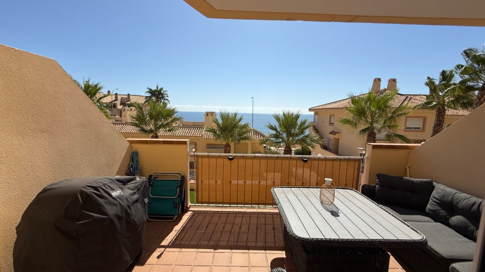 Apartment in Dehesa de Campoamor - Image 2