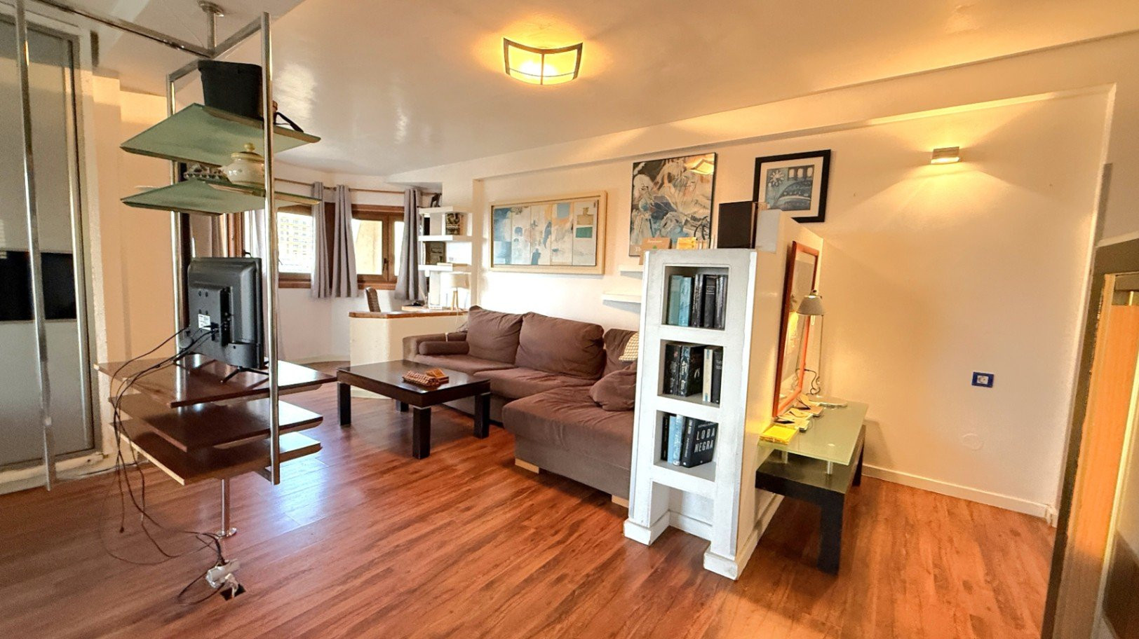 Apartment in Torrevieja - Image 2