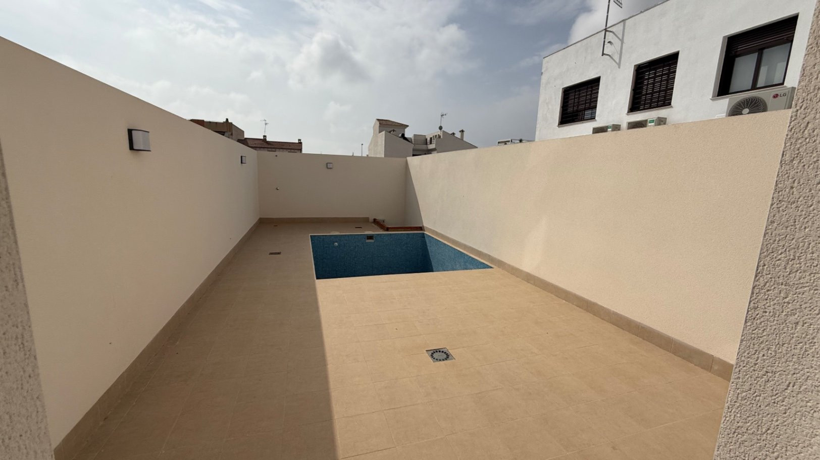 Apartment in Torre de la Horadada - Image 2