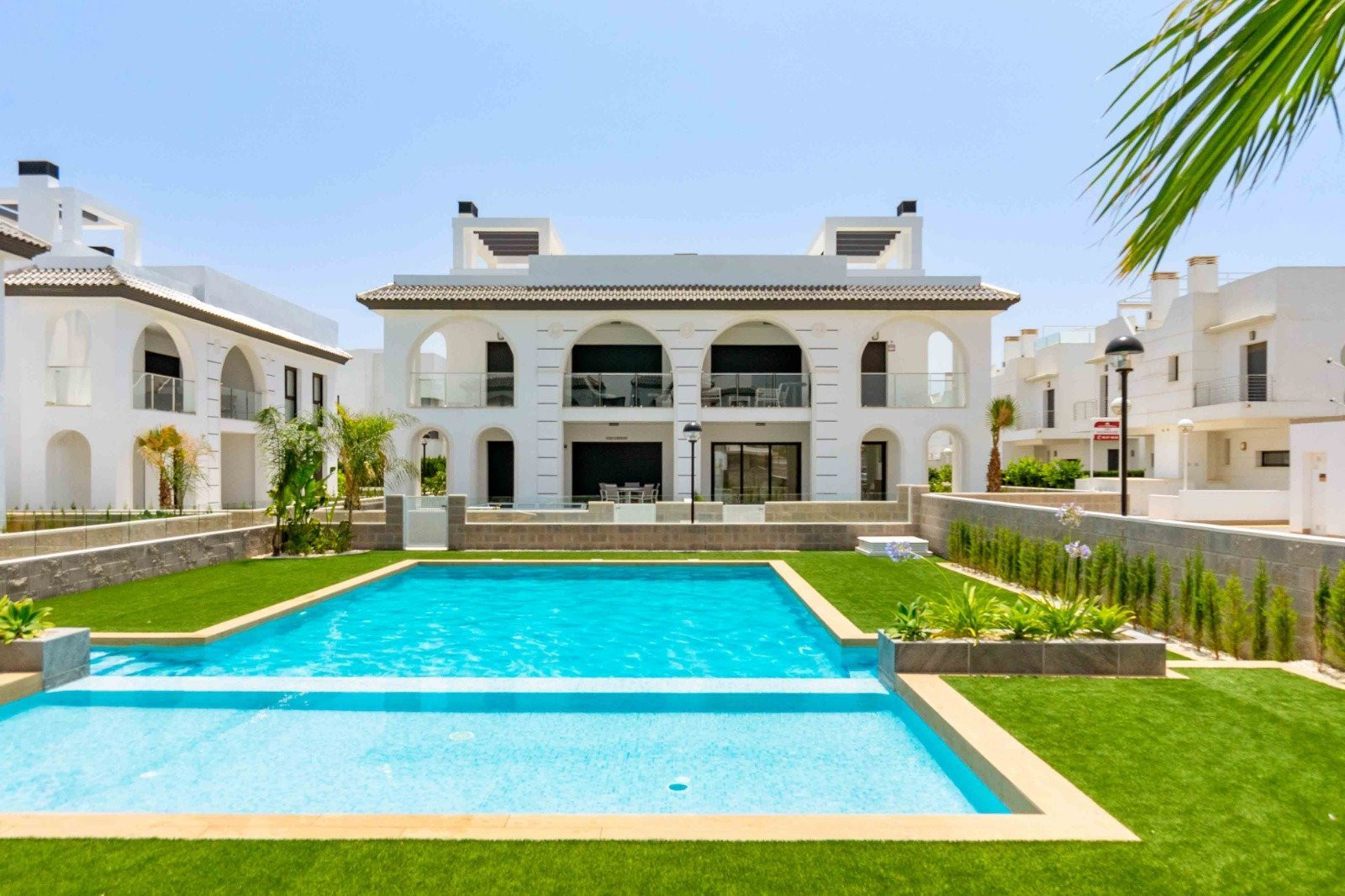 Apartment in El Roque - view 1