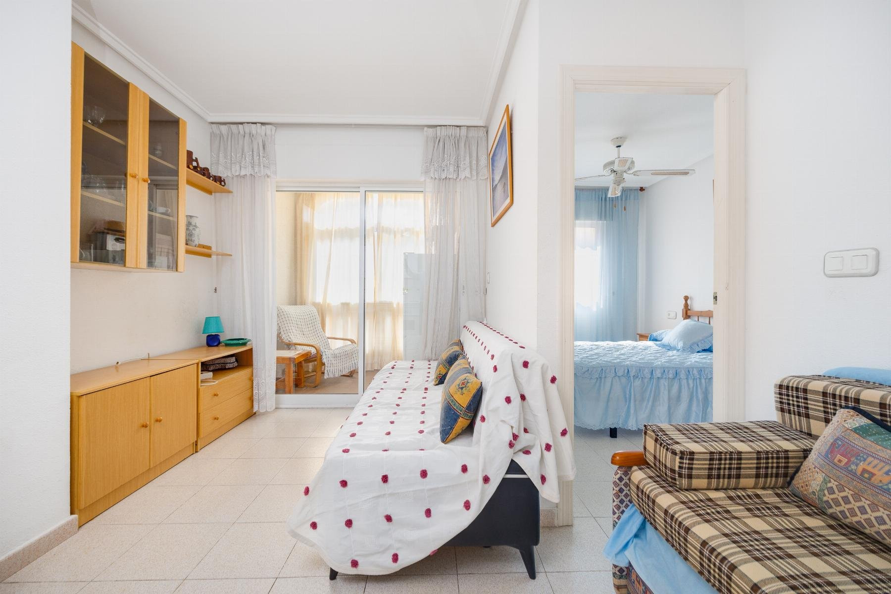 Apartment in Torrevieja - Image 2