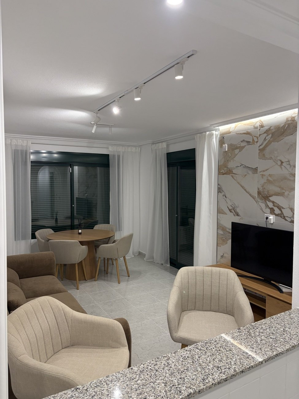 Apartment in Campoamor R-5 - Image 3