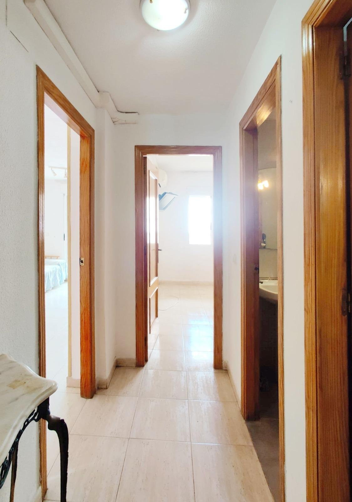 Apartment in Torrevieja - Image 4