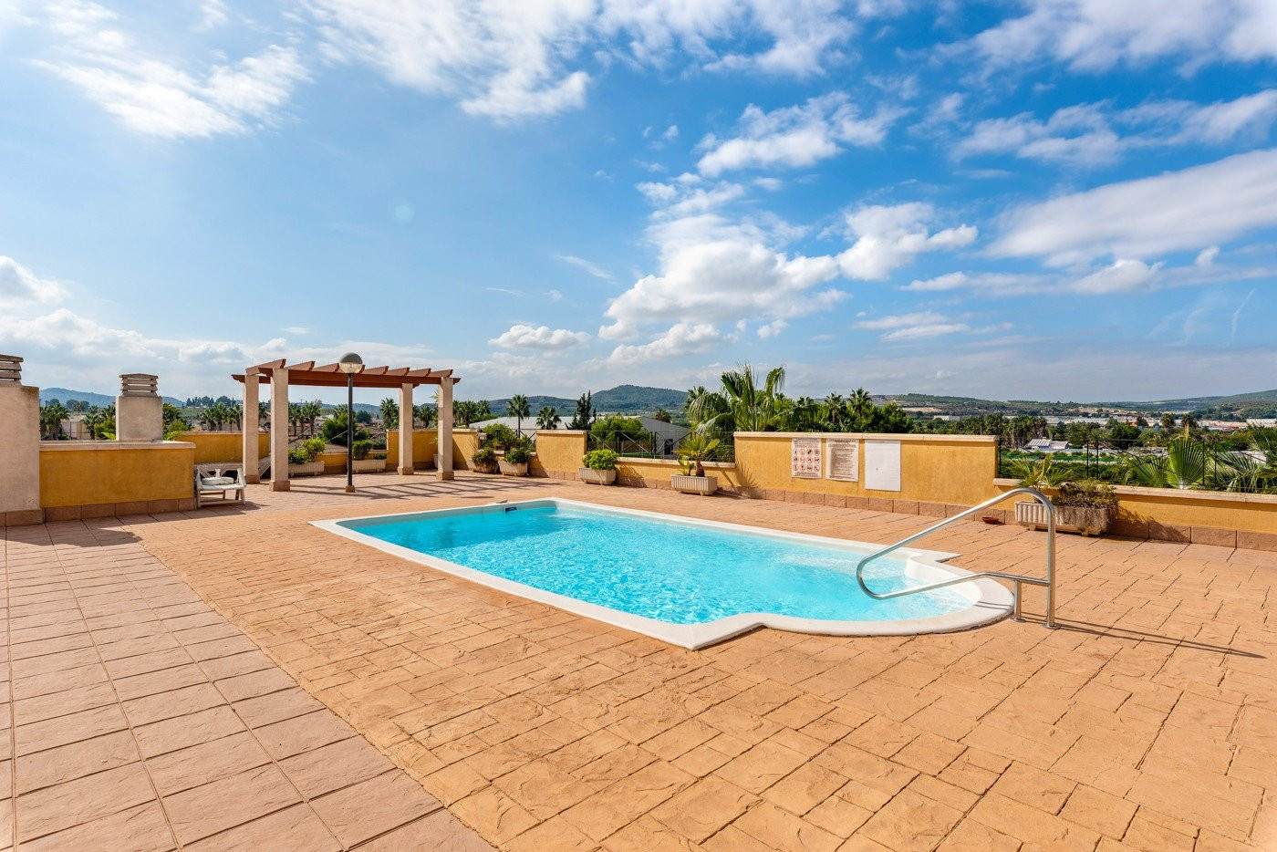 Apartment in Jacarilla - Image 5