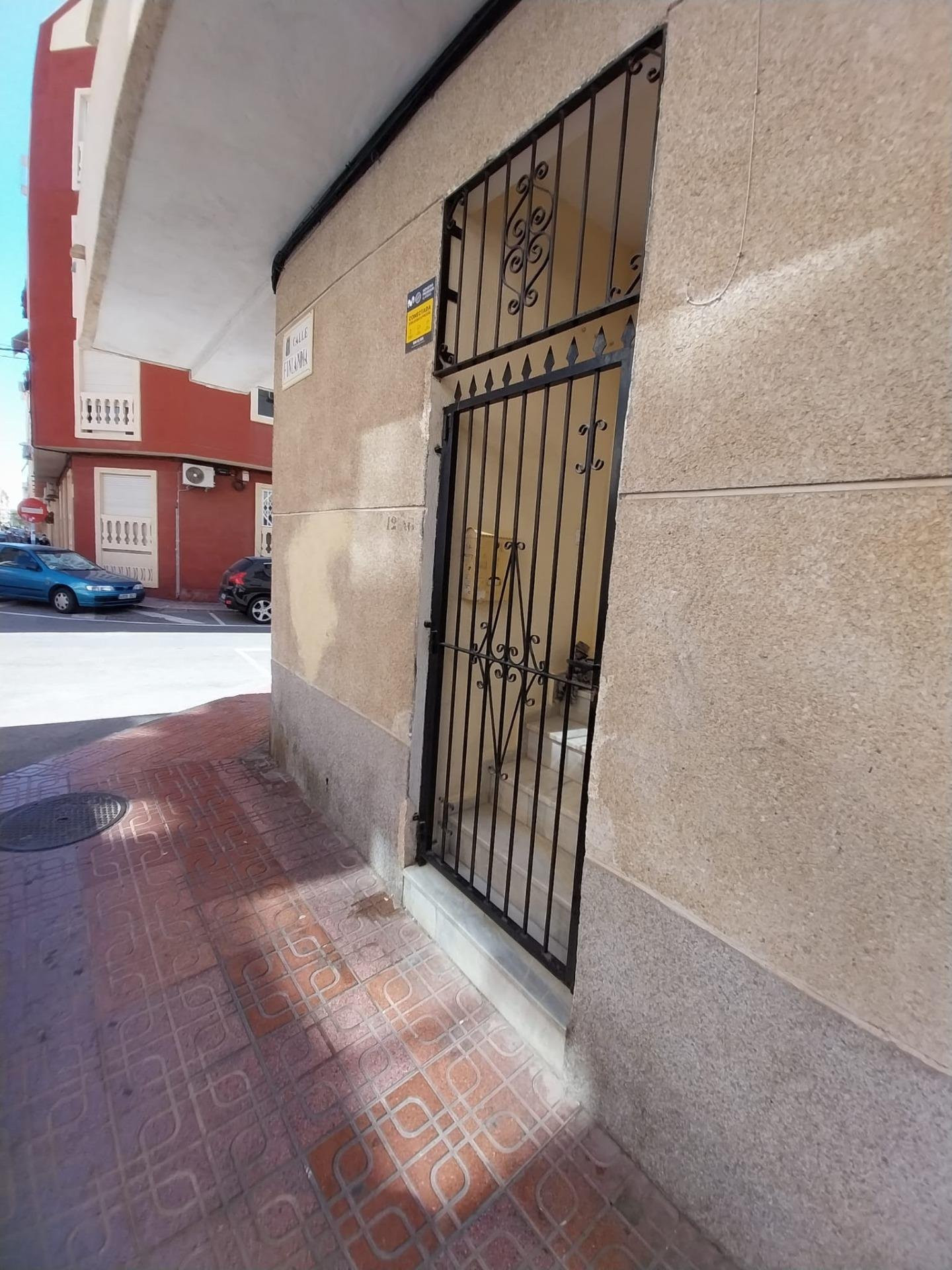 Apartment in Torrevieja - Image 3