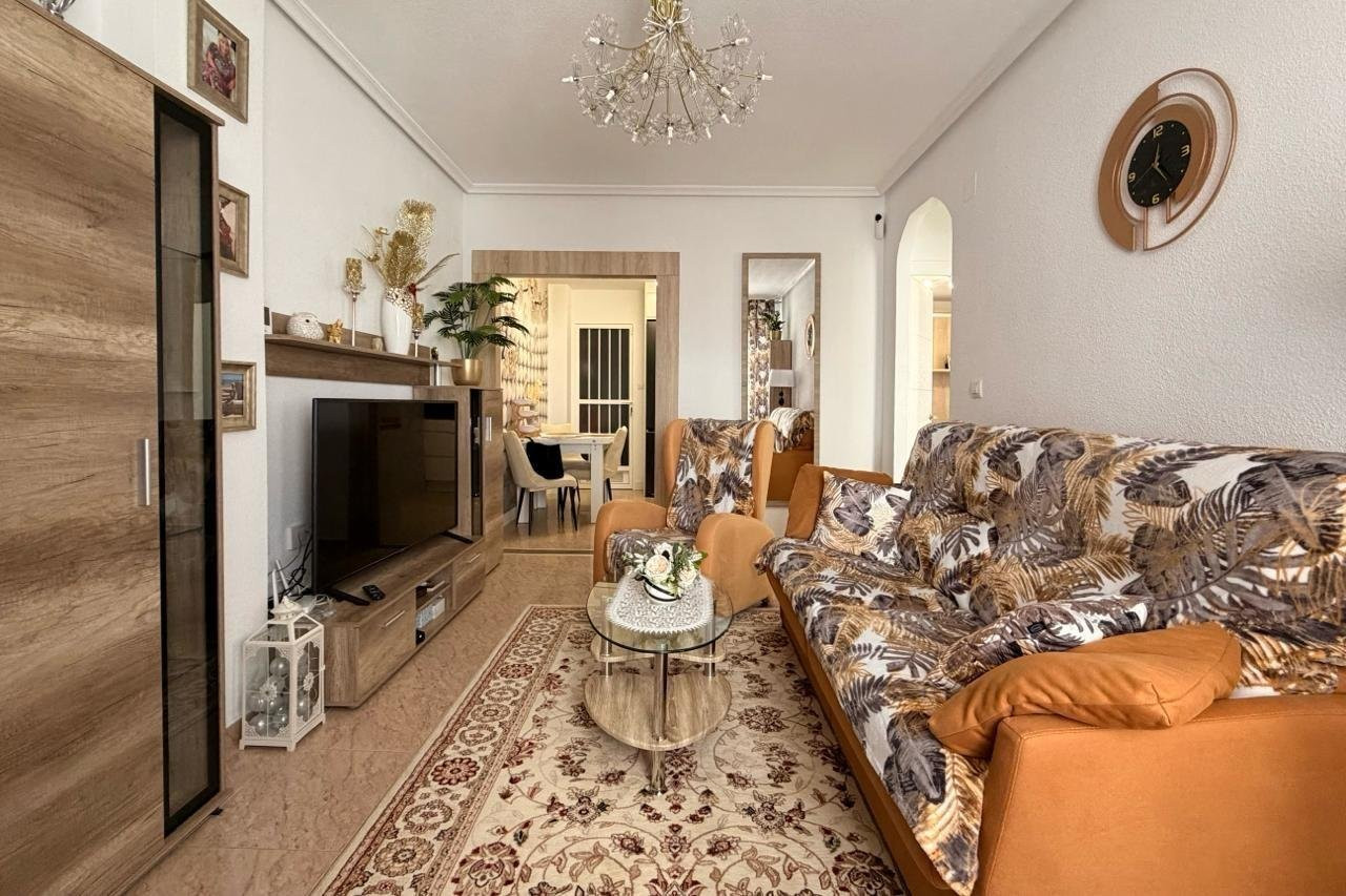 Apartment in Torrevieja - view 1