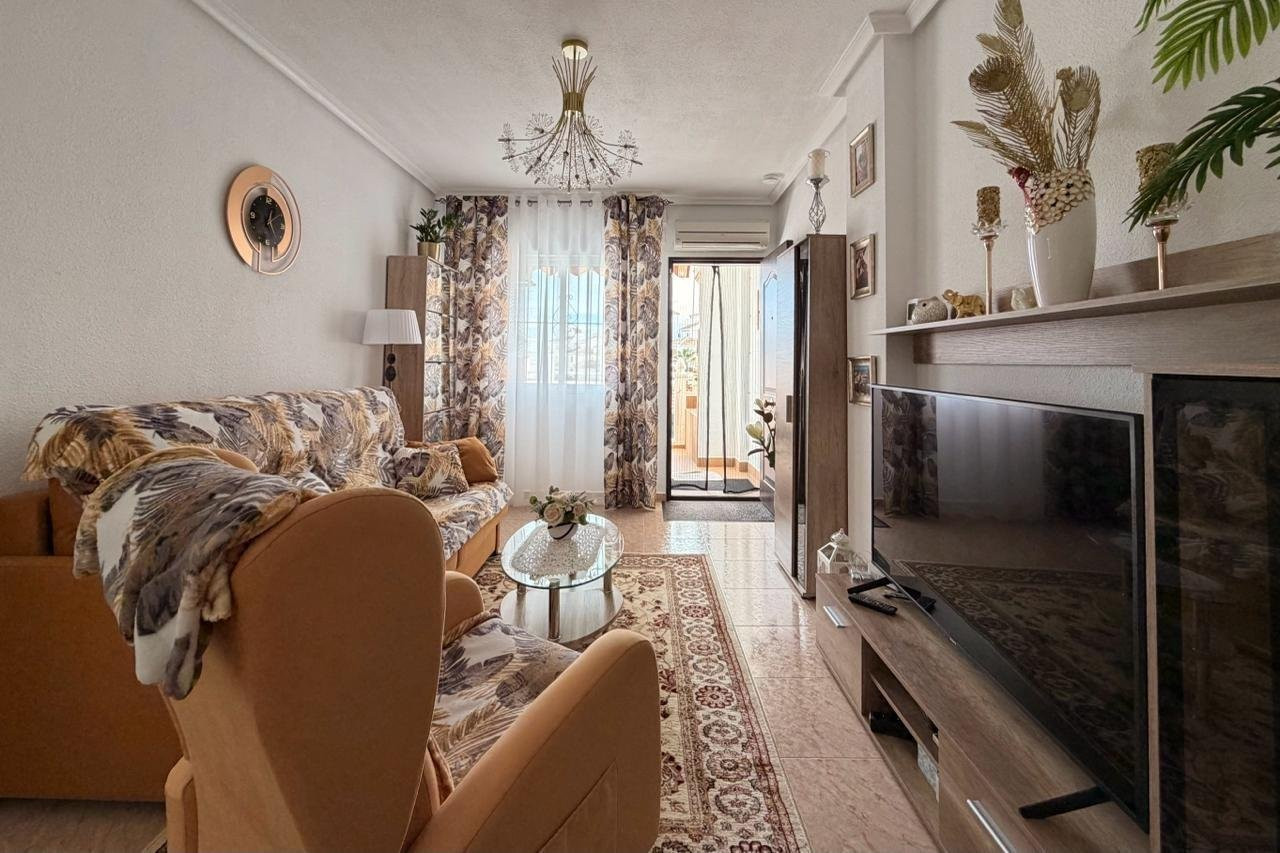 Apartment in Torrevieja - Image 4