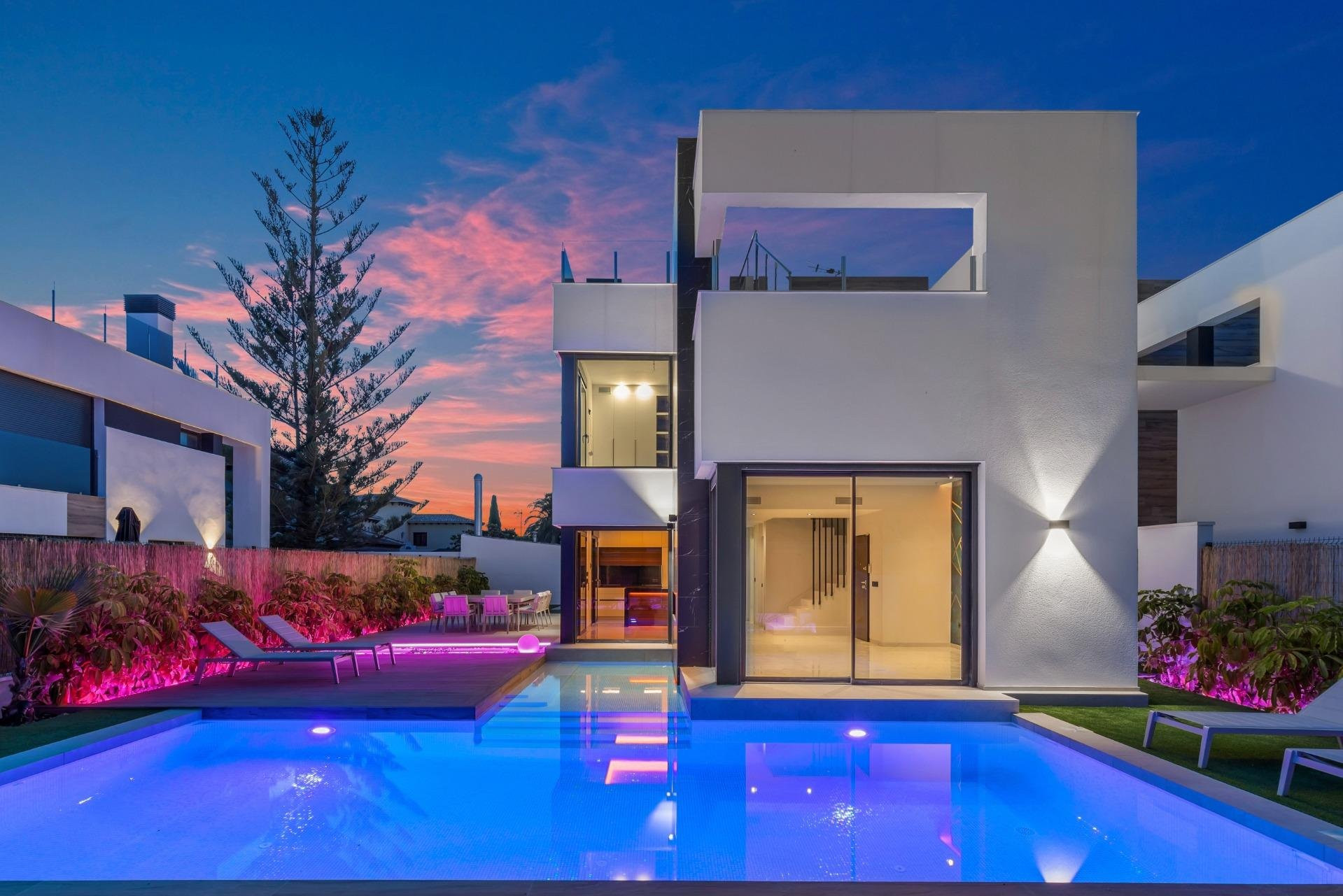 Villa in Torrevieja - Image 2