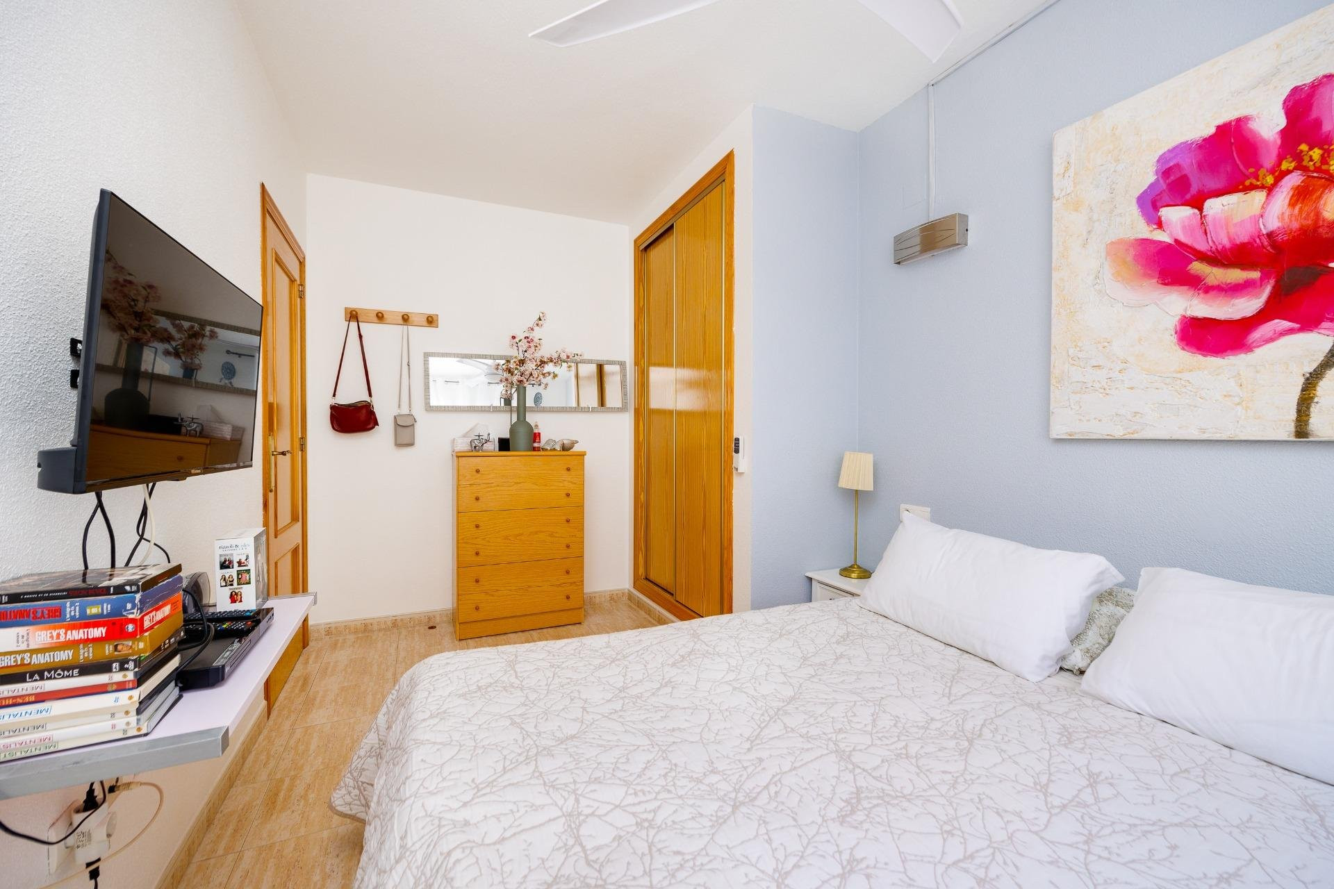 Apartment in Torrevieja - Image 4