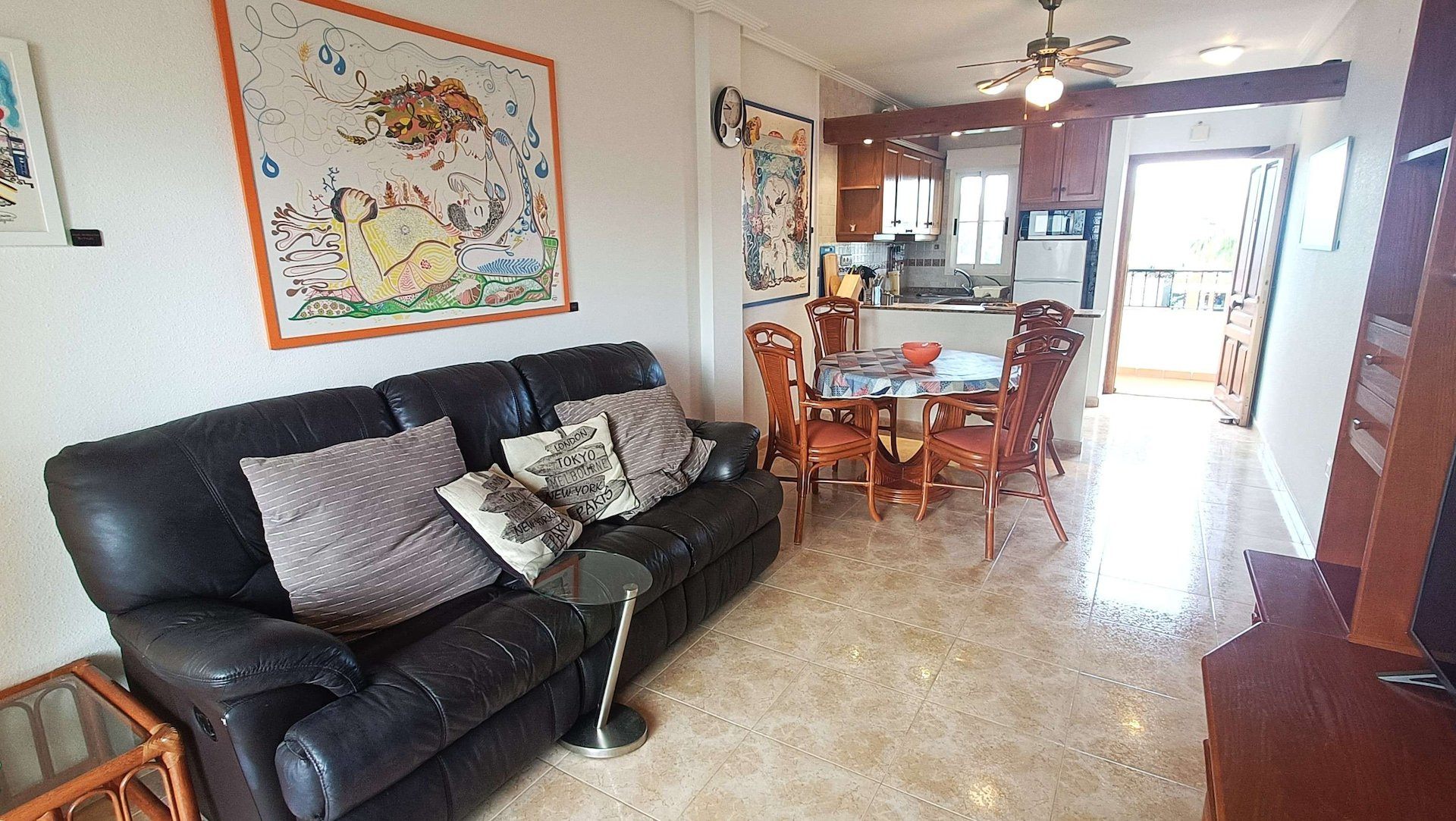 Apartment in Villamartin - Image 3