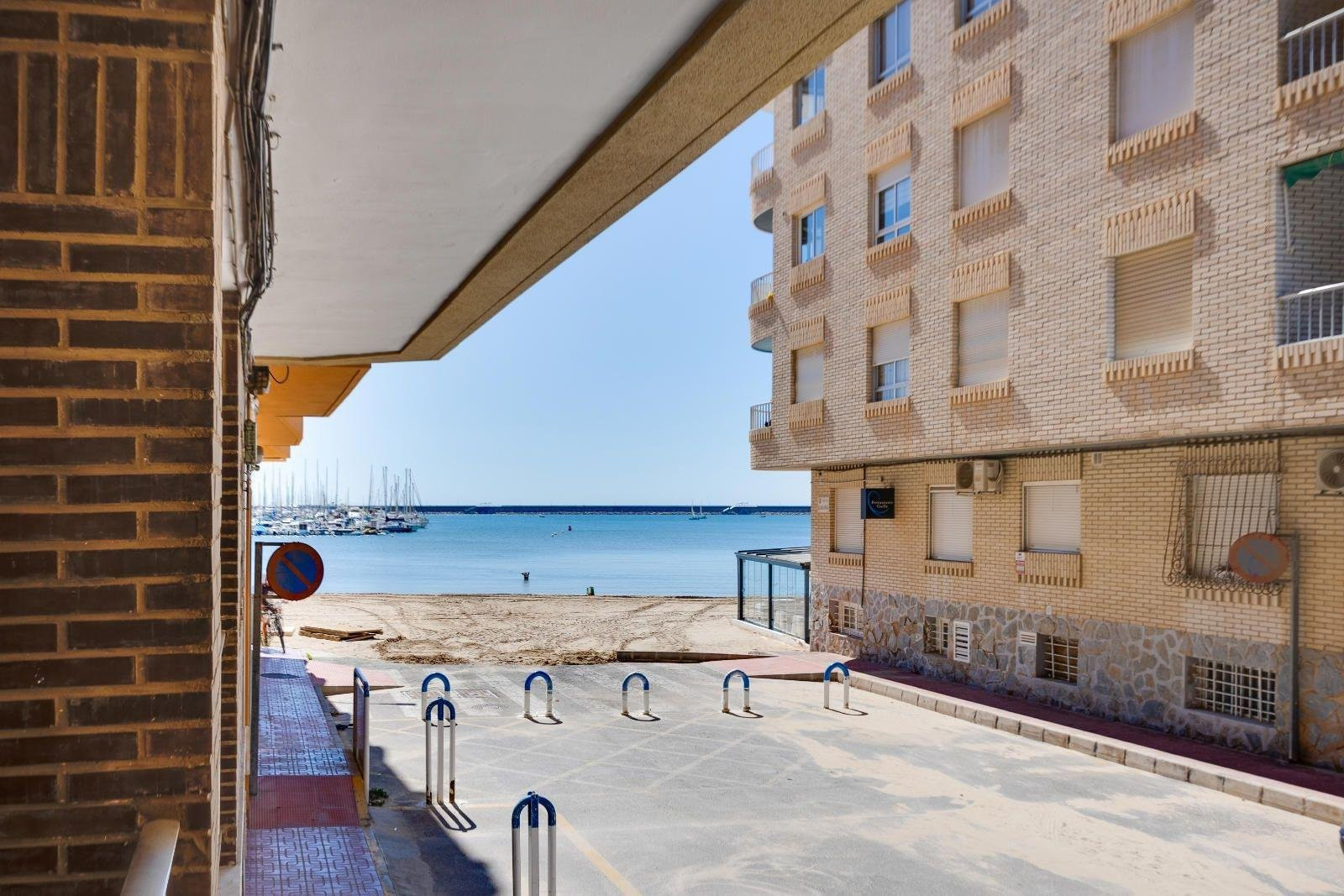 Apartment in Torrevieja - view 1