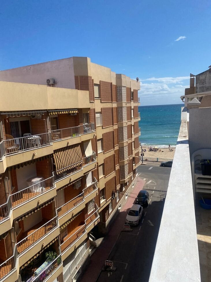 Apartment in Torrevieja - view 1