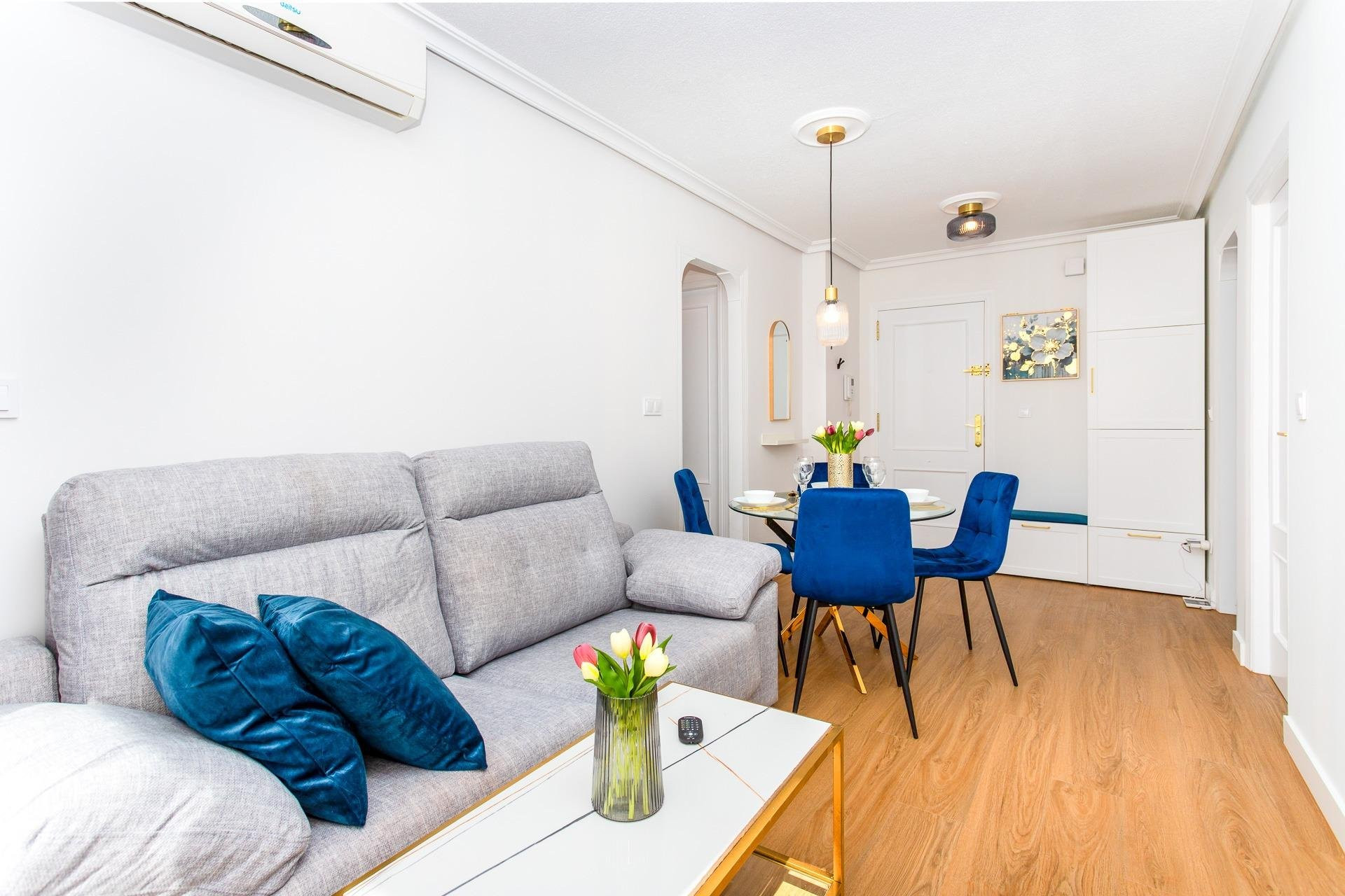 Apartment in Torrevieja - Image 4