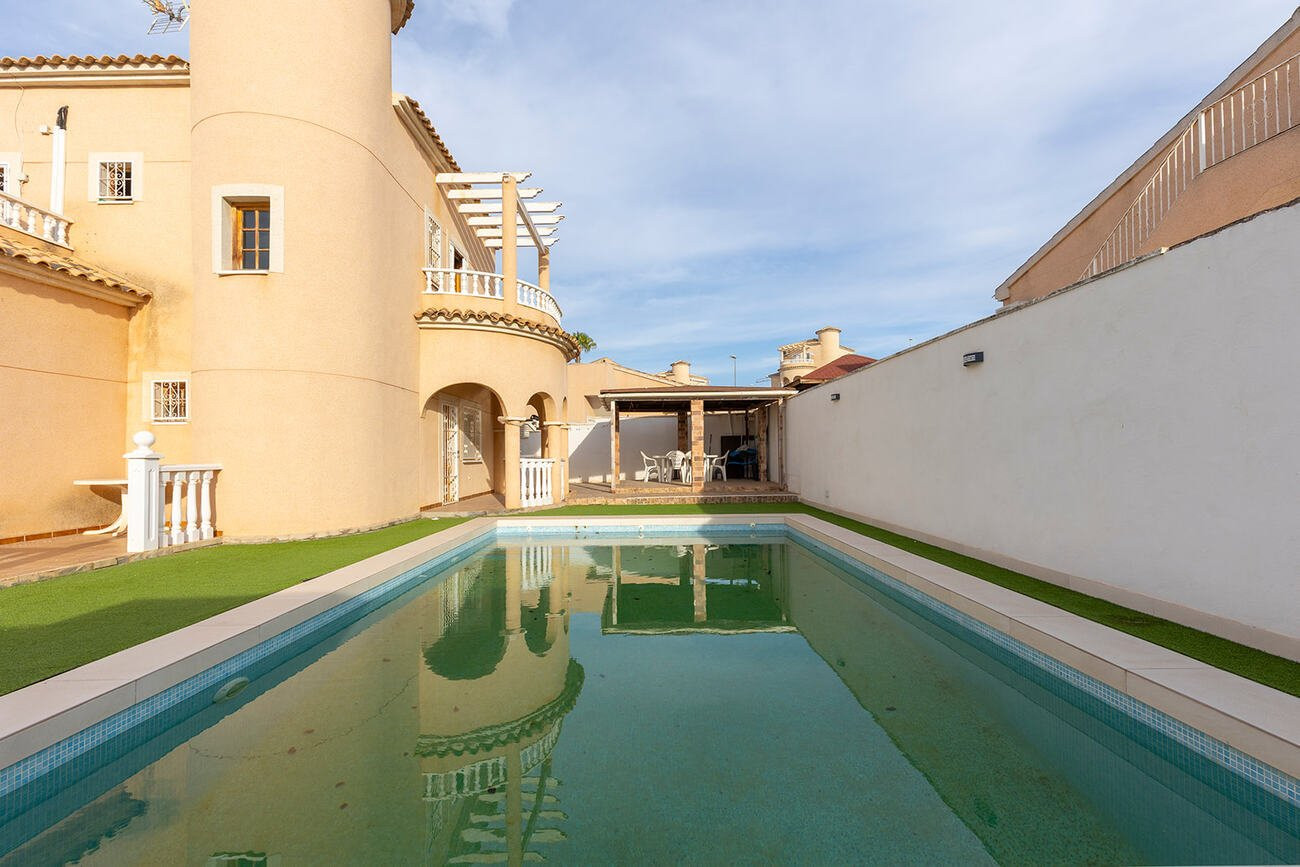 Villa in Algorfa - Image 3