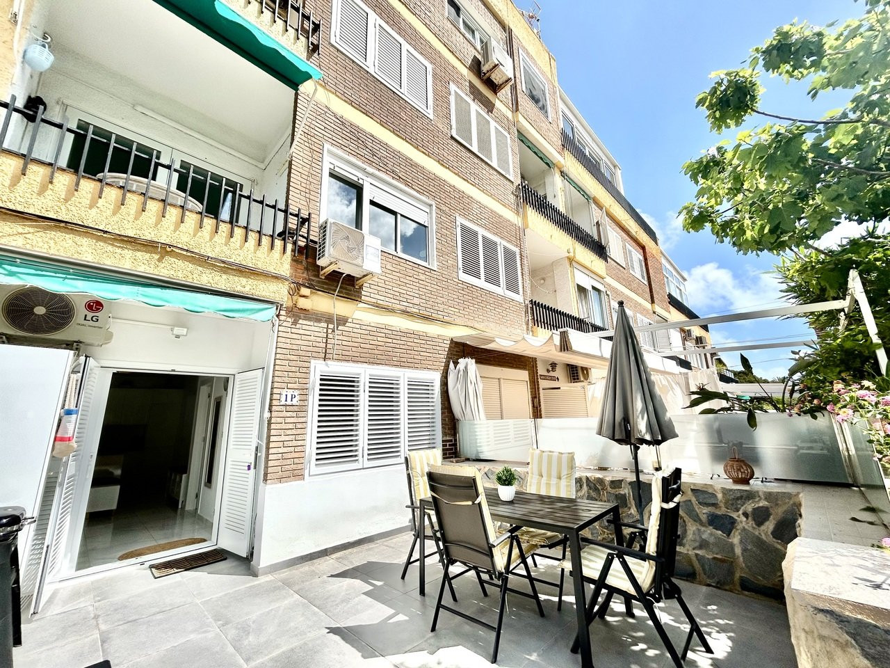 Apartment in La Zenia - view 1