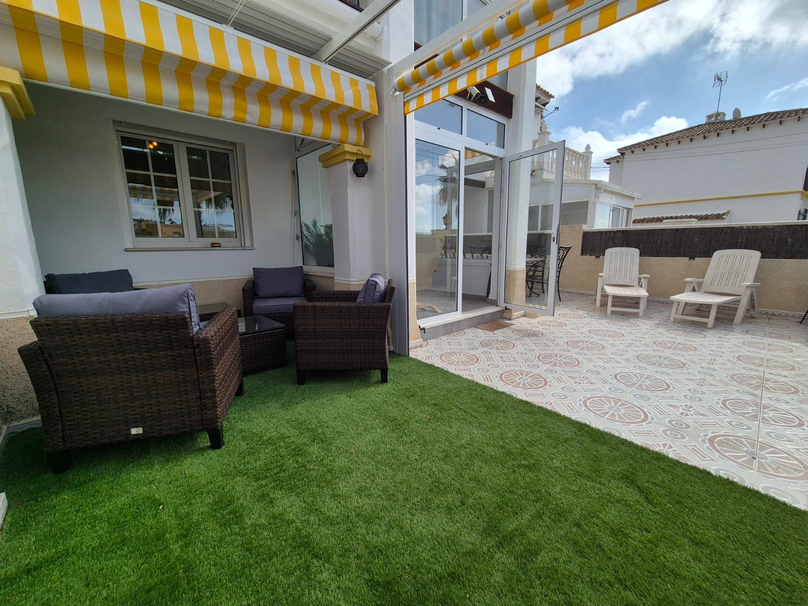 Apartment in San Miguel de Salinas - Image 2