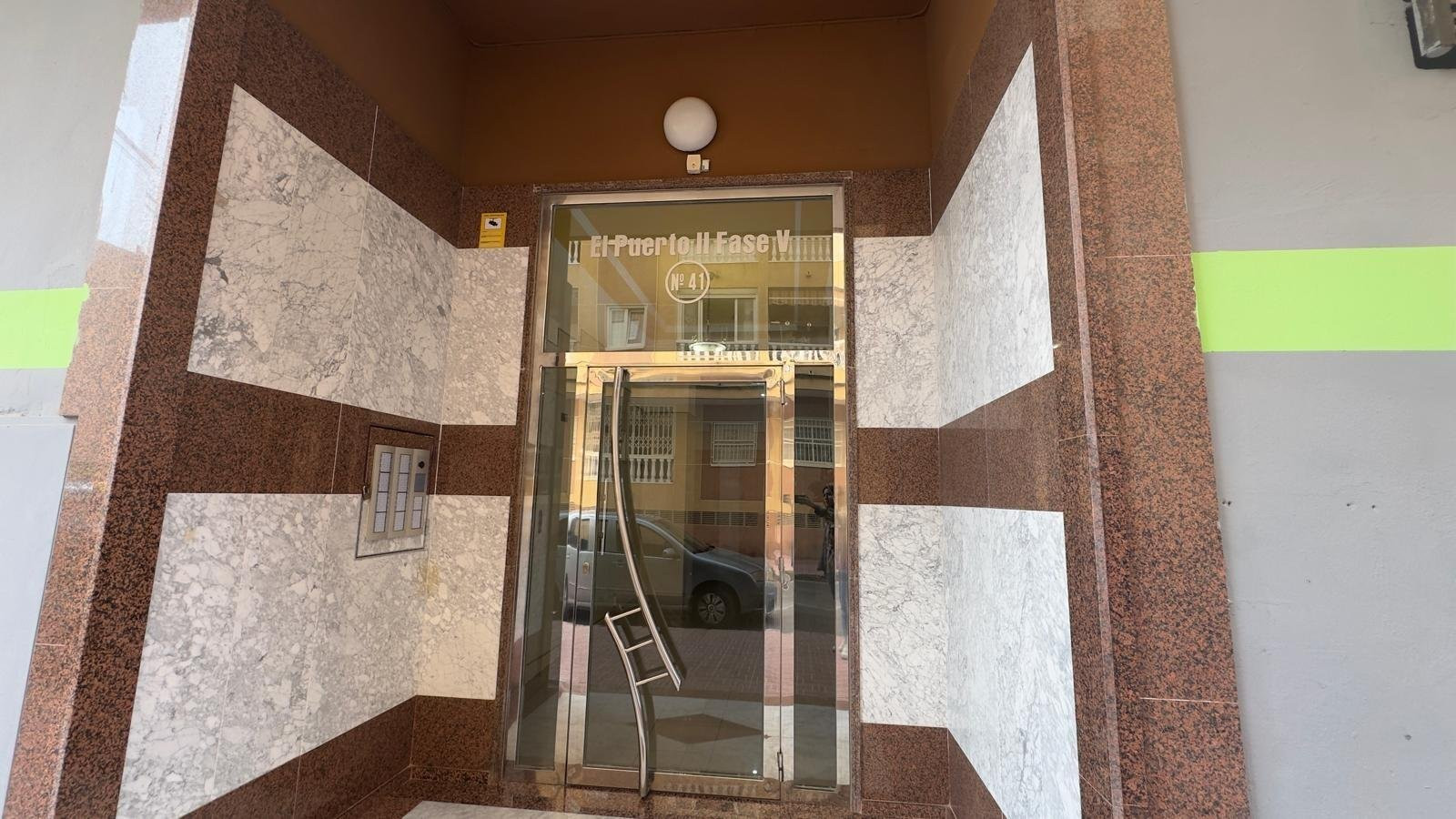 Apartment in Torrevieja - Image 3