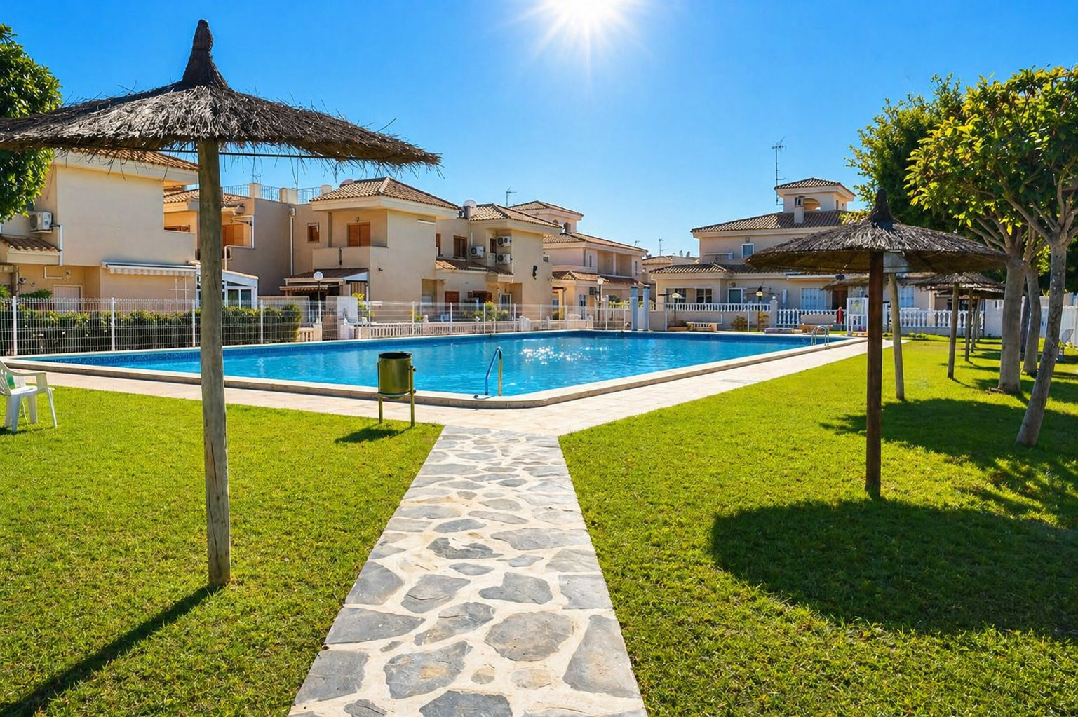 Apartment in Punta Prima - view 1