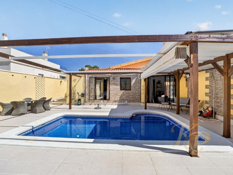 Villa in Torrevieja - Image 4