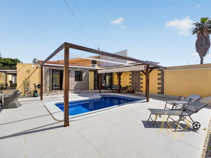 Villa in Torrevieja - Image 5