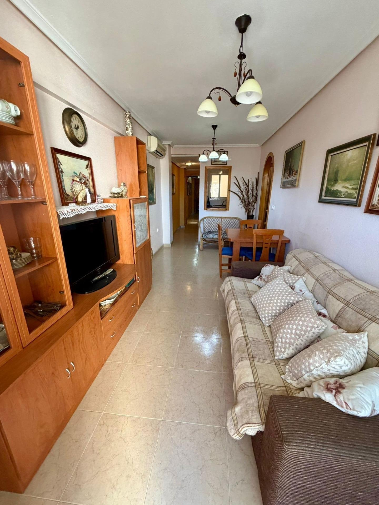 Villa in Torrevieja - Image 2