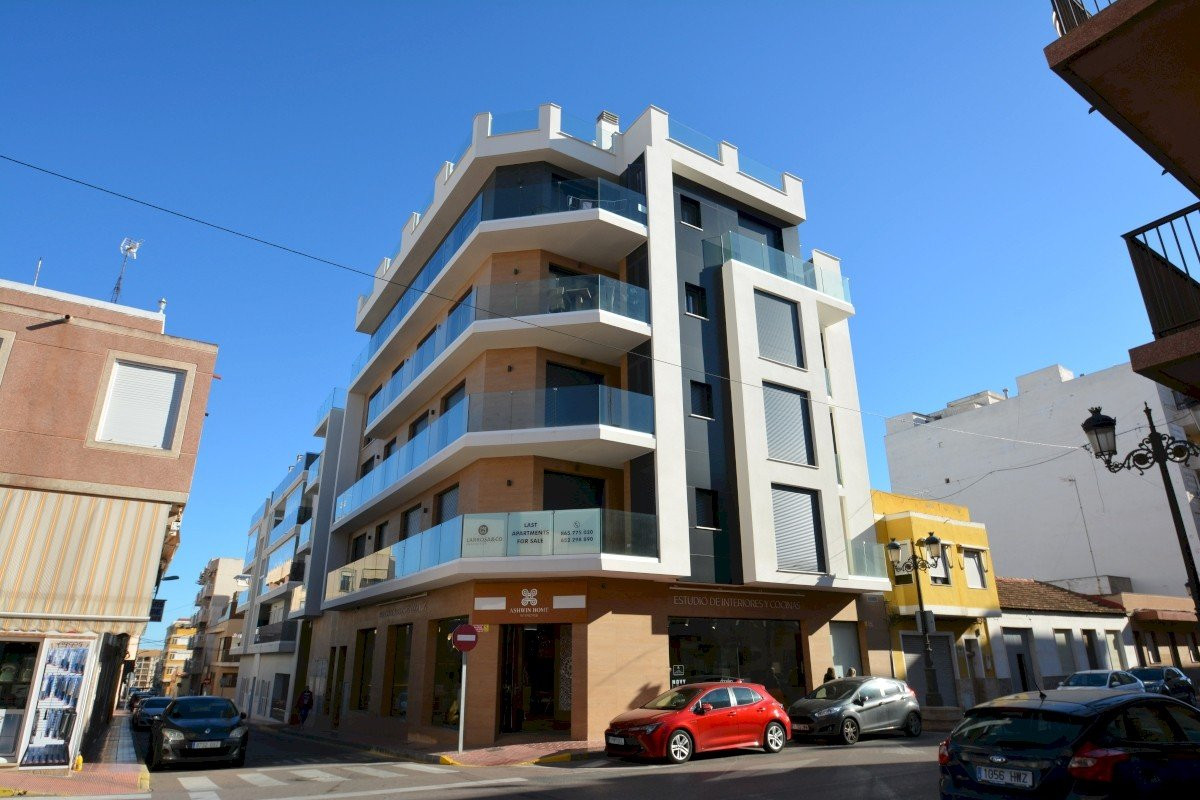 Apartment in Guardamar del Segura - view 1