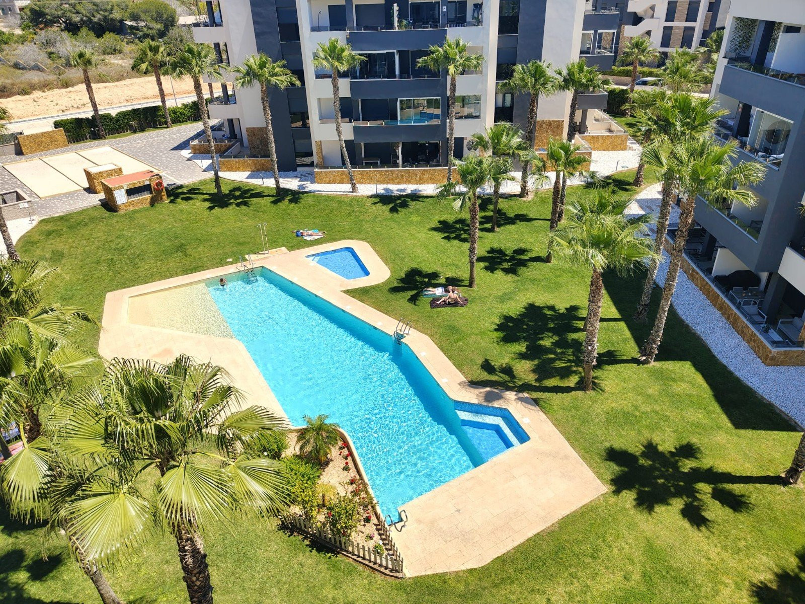 Apartment in Torrevieja - view 1