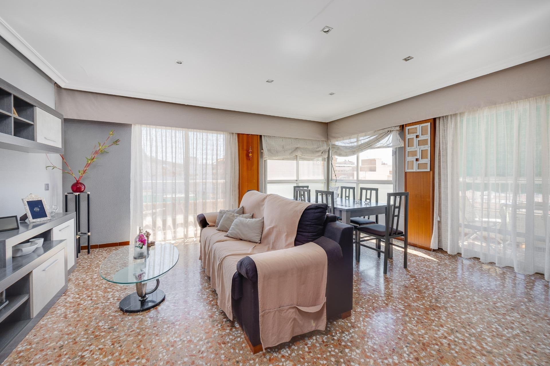 Apartment in Torrevieja - view 1