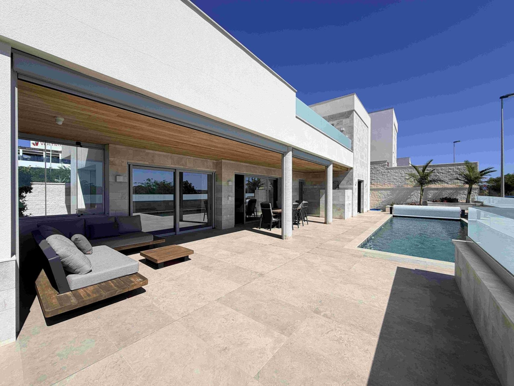 Villa in Benijofar - view 1