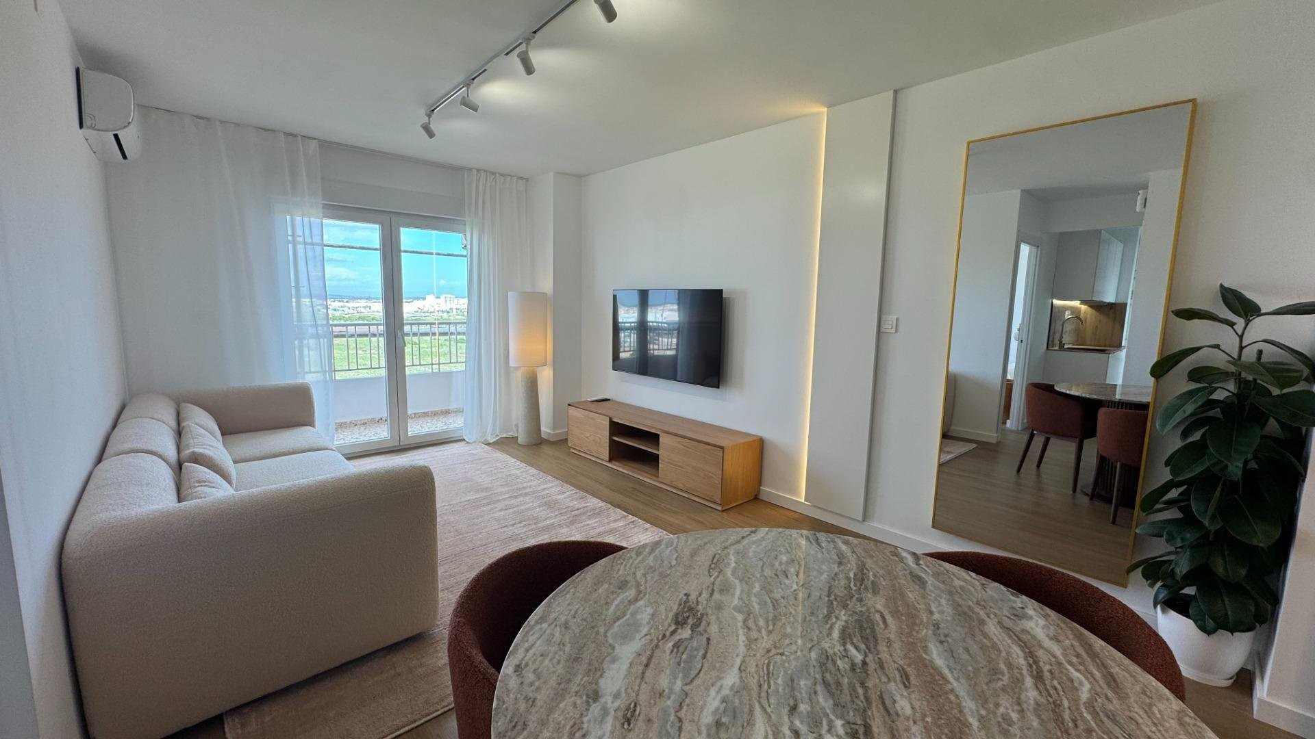Apartment in Villamartin - view 1