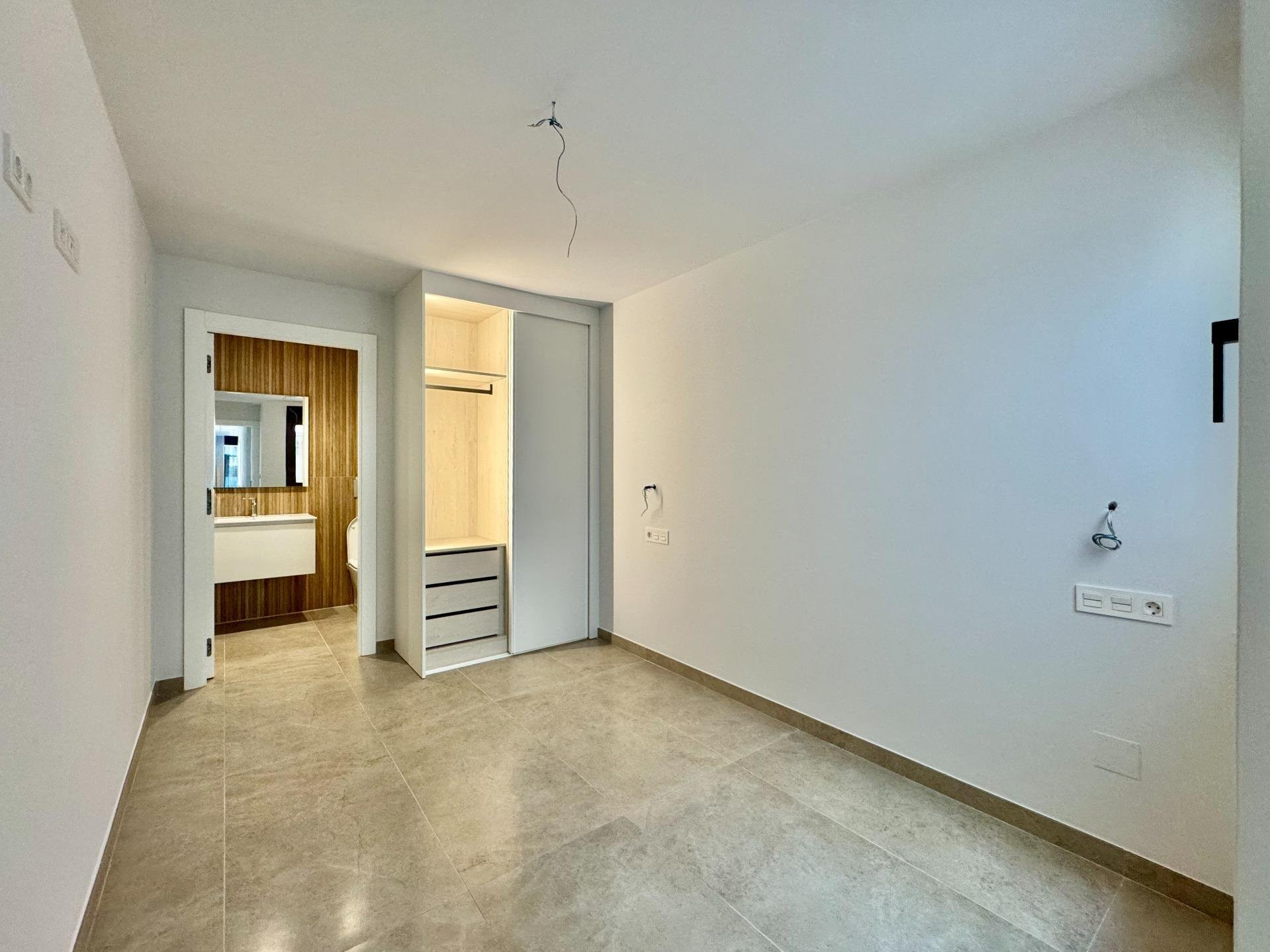 Apartment in Torrevieja - Image 2