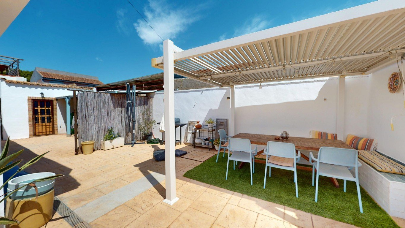 Villa in Los Alcazares - Image 3