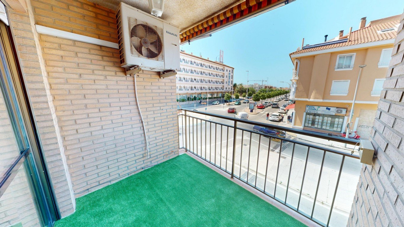 Apartment in Los Alcazares - view 1