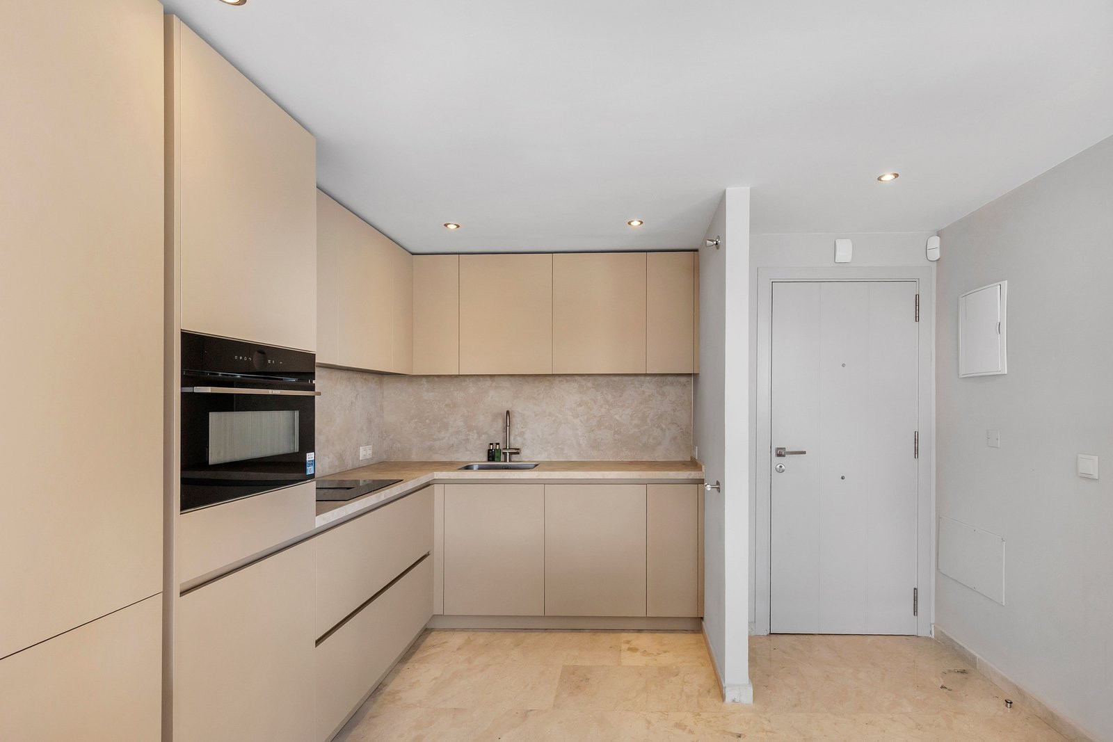 Apartment in Torrevieja - Image 5