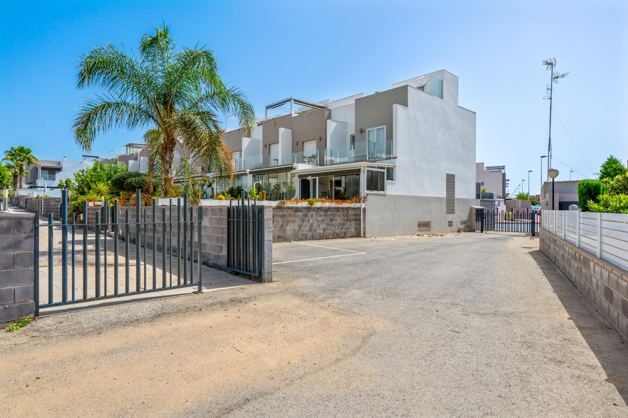 House in Torrevieja - view 1