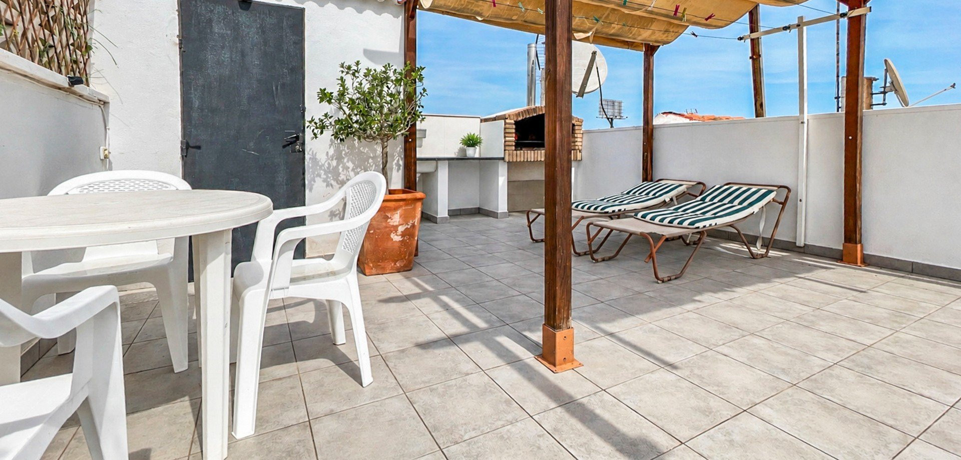 House in Torrevieja - Image 4