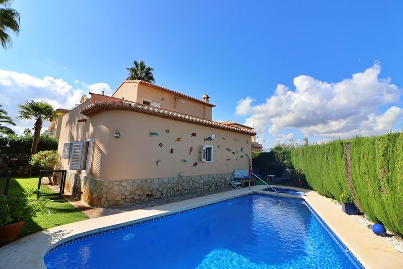 Villa in Oliva - Image 5