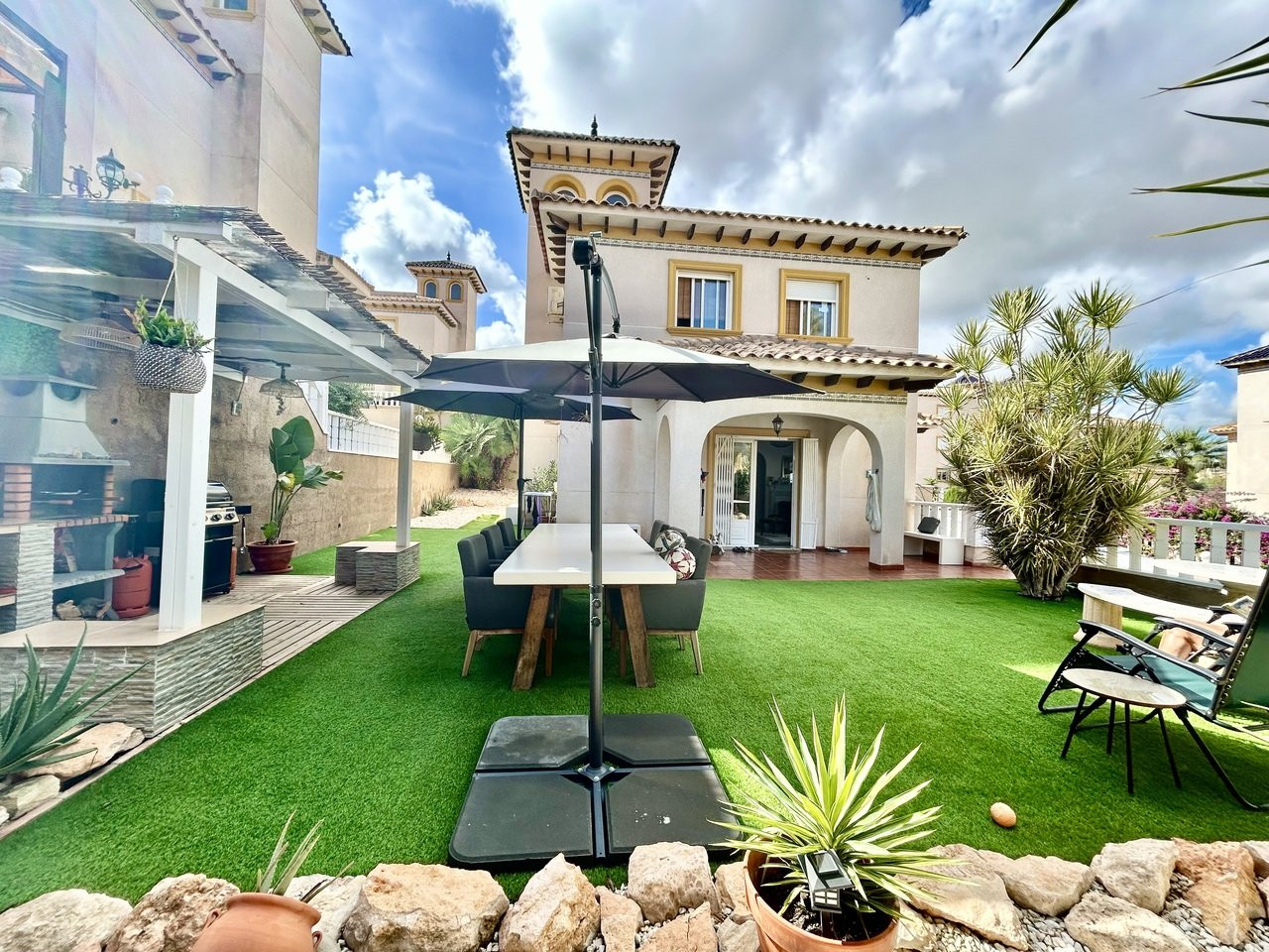 Villa in Villamartin - Image 2