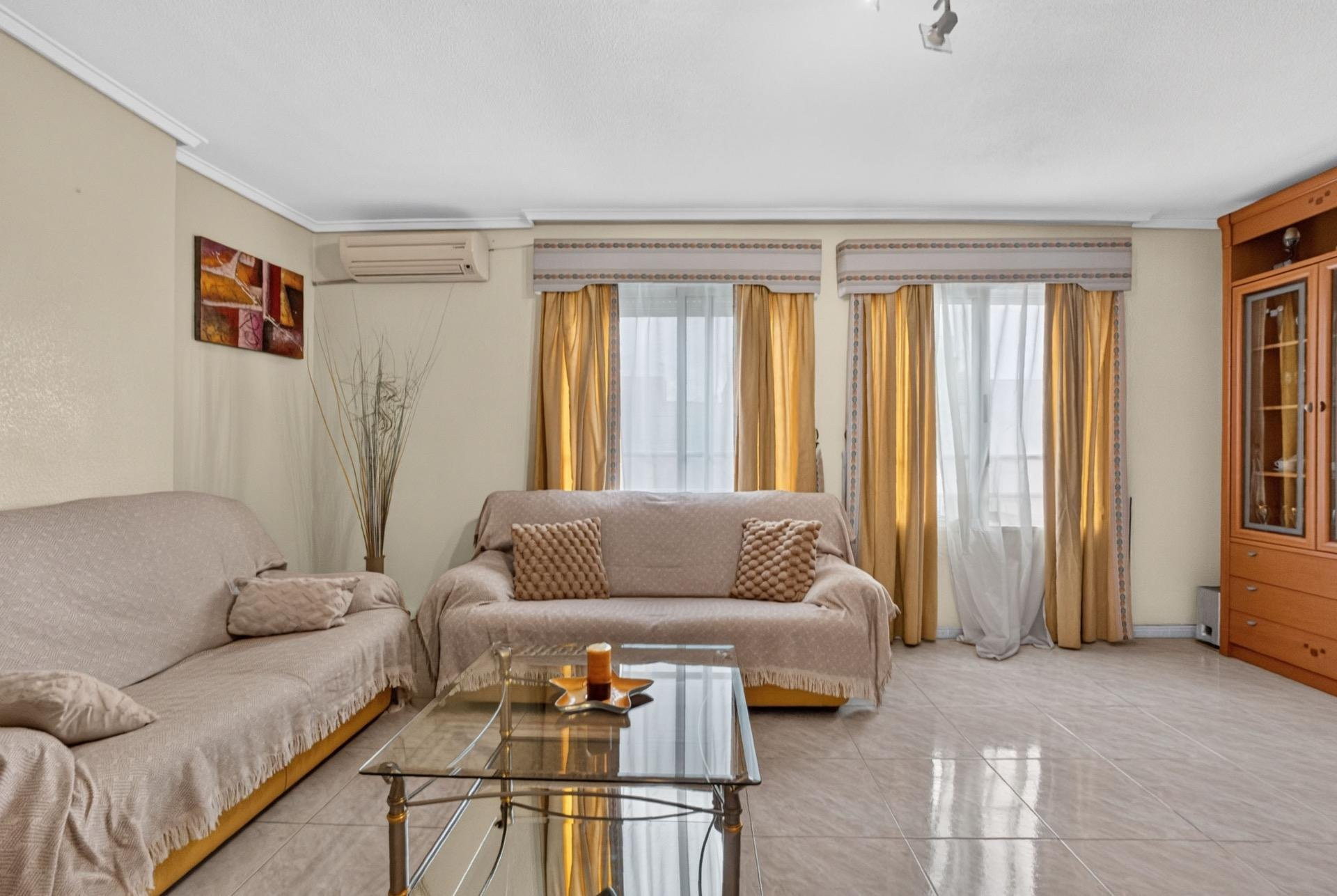 Apartment in Torrevieja - view 1