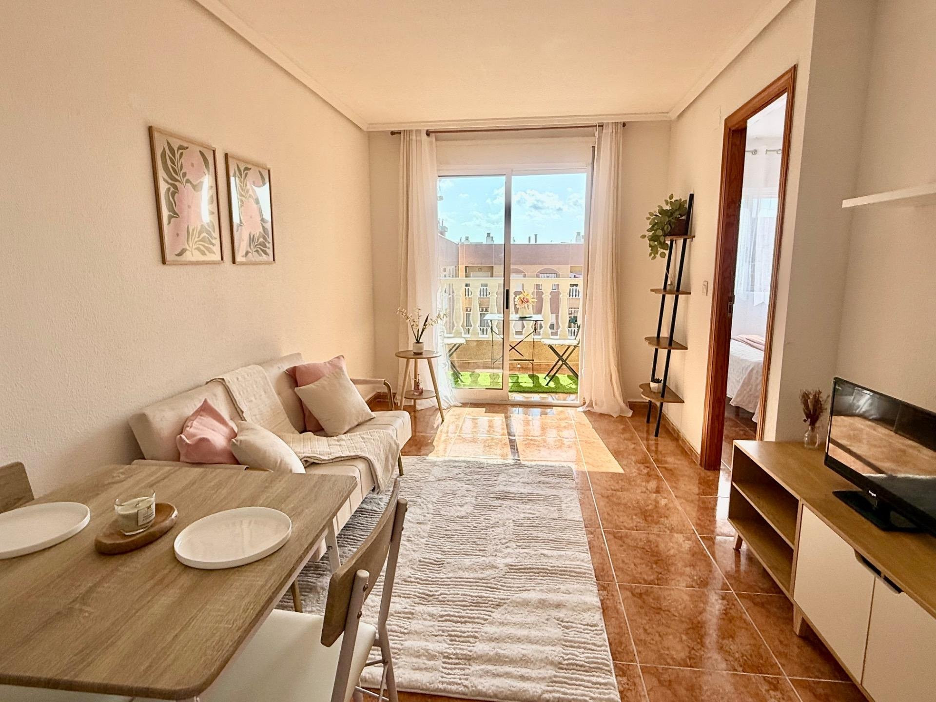 Apartment in Torrevieja - view 1