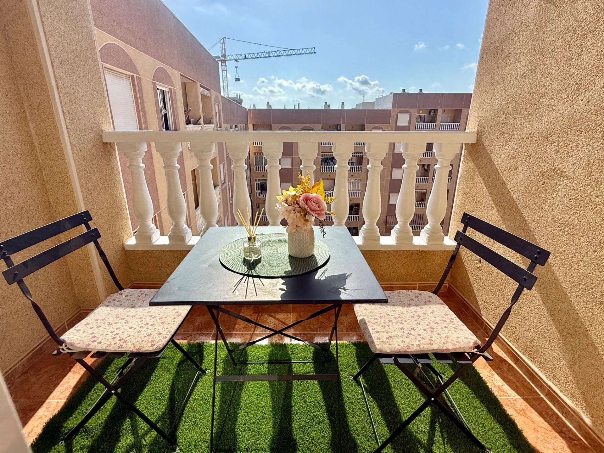Apartment in Torrevieja - Image 2
