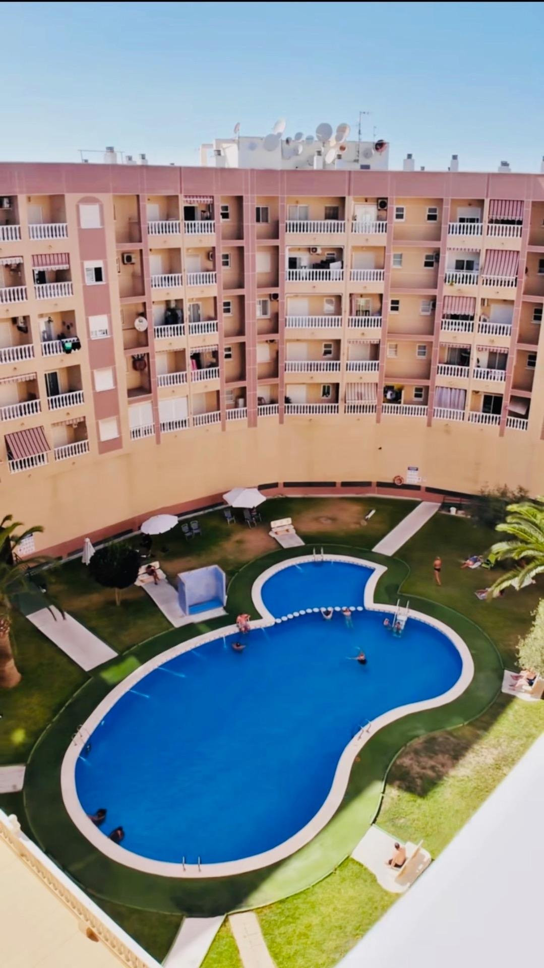 Apartment in Torrevieja - Image 4