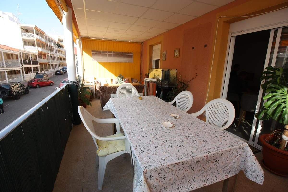 Apartment in Guardamar del Segura - Image 3