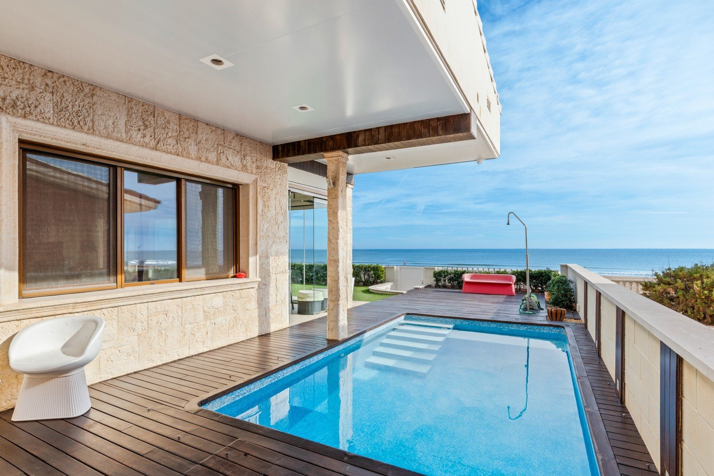 Villa in Guardamar del Segura - view 1