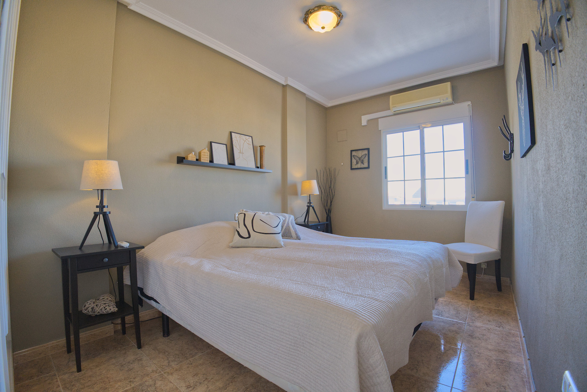 House in Torrevieja - Image 3