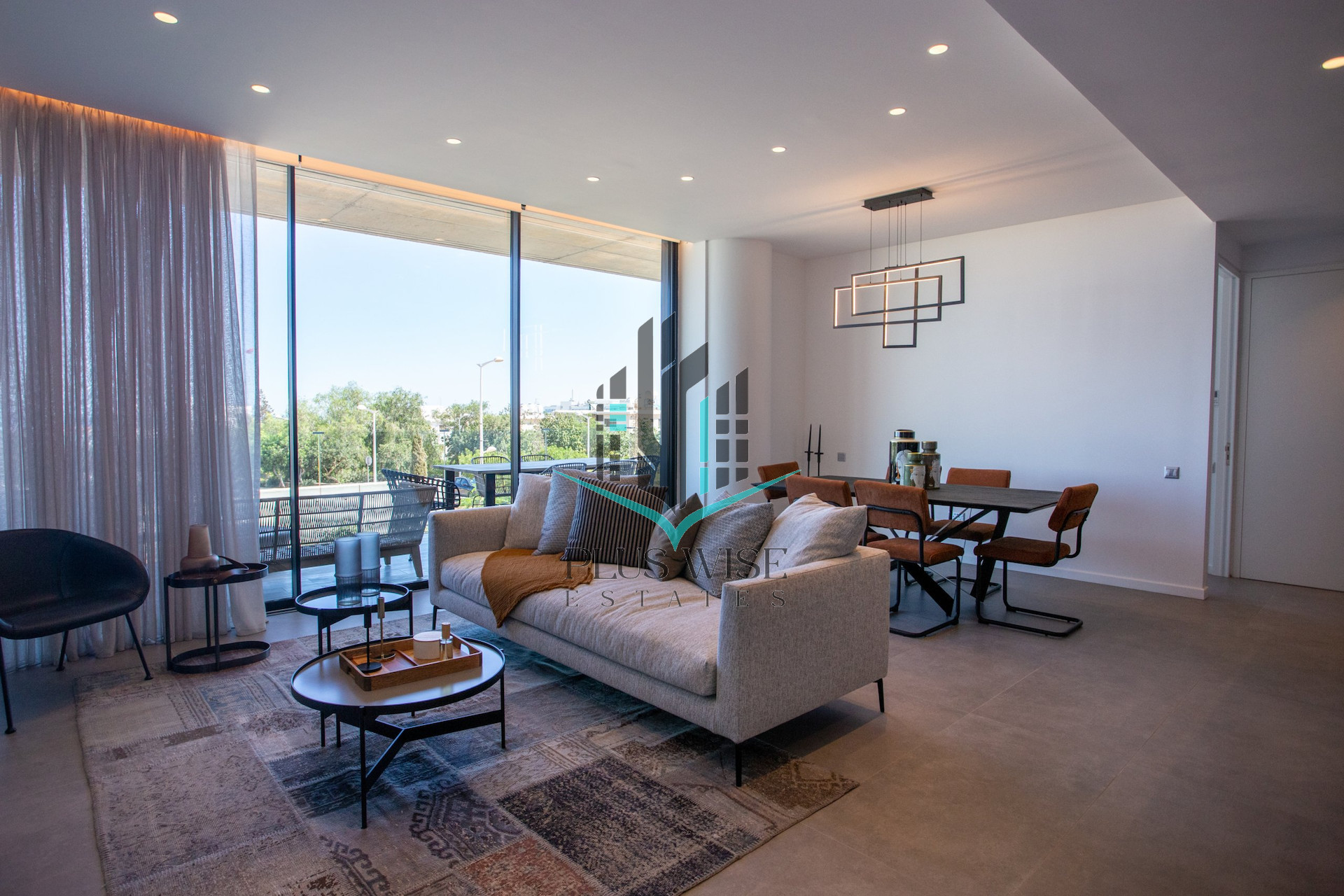 Apartment in Paralimni - Image 3