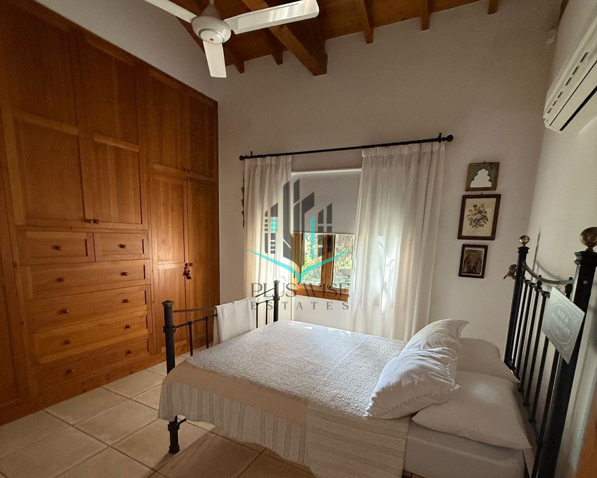 House in Kiti - Image 4